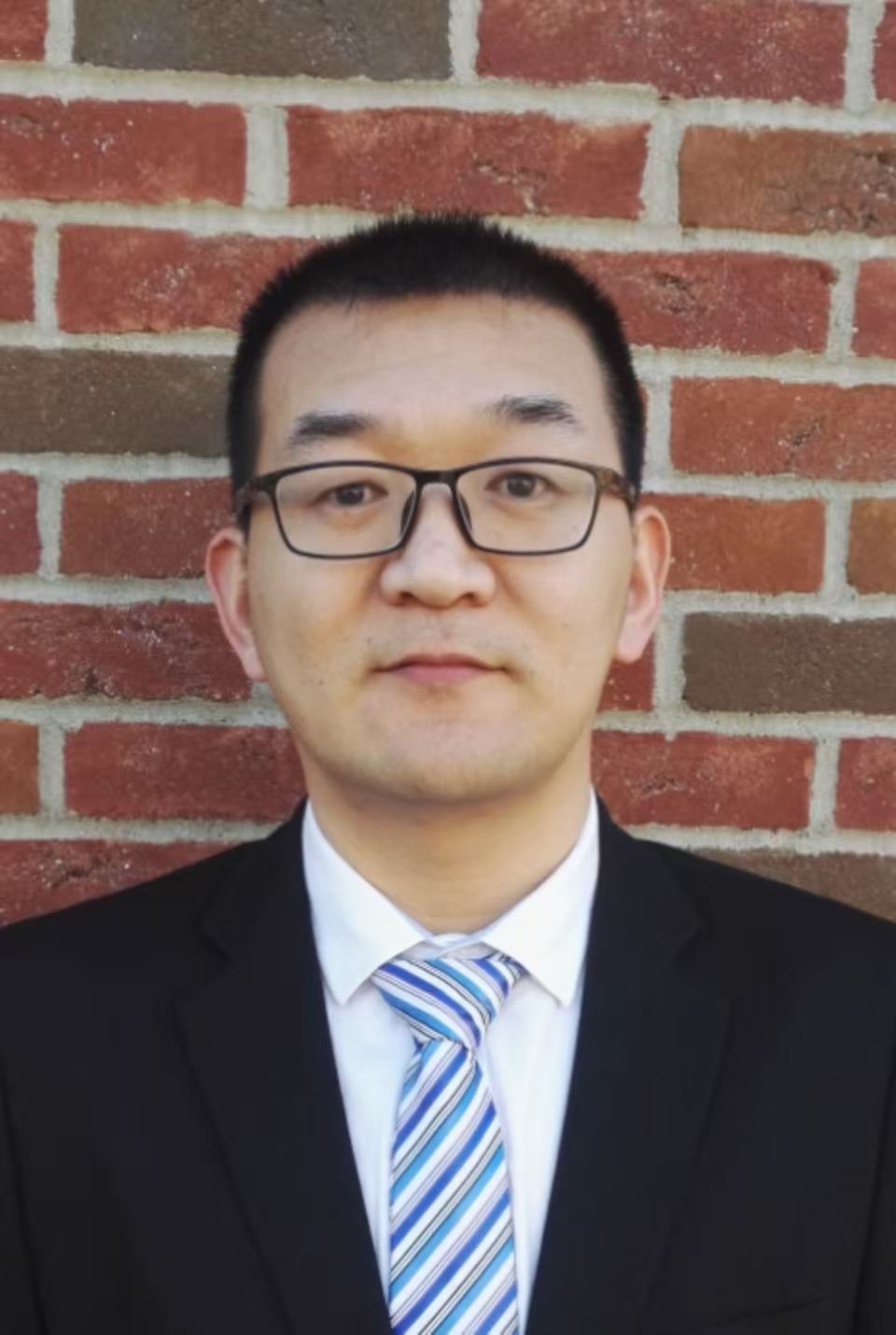 Yong  Han