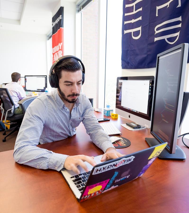 A graduate student working at L3HIAI