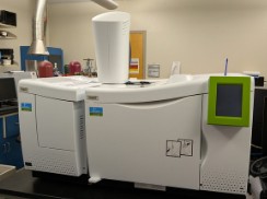 Perkin Elmer Clars 690 GC/MS