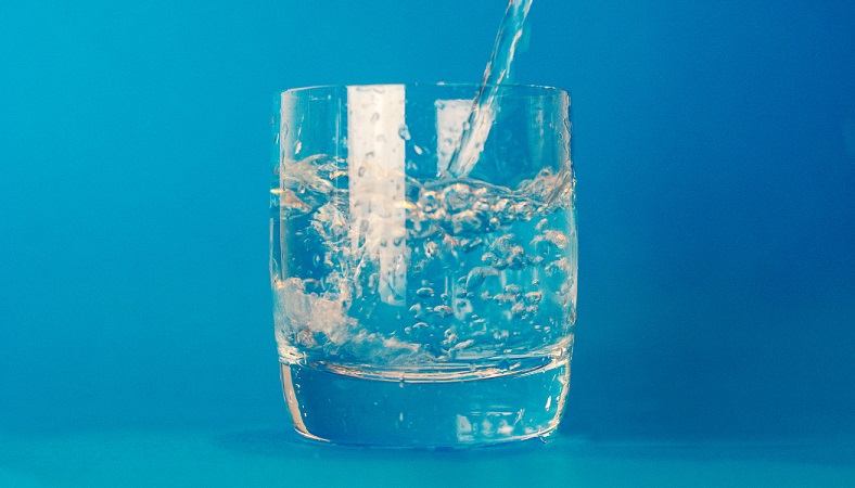Drink Hot Water: 1 Super-Simple Habit for Far-Reaching Health Benefits -  Carol Egan